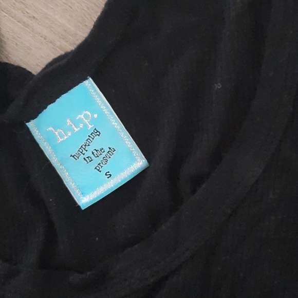 Tee - Picture 2 of 6